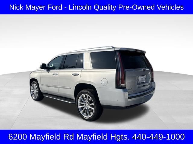 Used 2020 Cadillac Escalade Luxury image 3