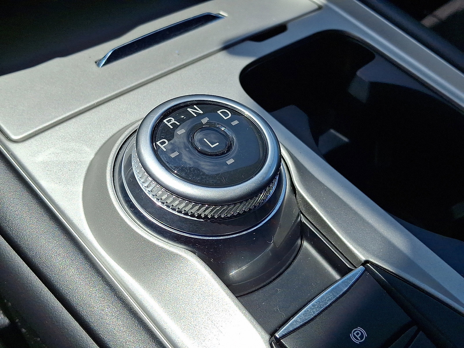 Certified 2022 Ford Explorer XLT image 14