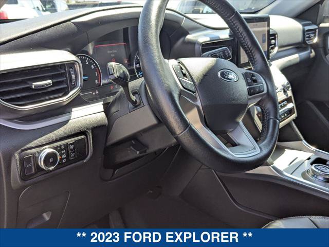 Certified 2023 Ford Explorer XLT w/ Equipment Group 202A RWD image 12