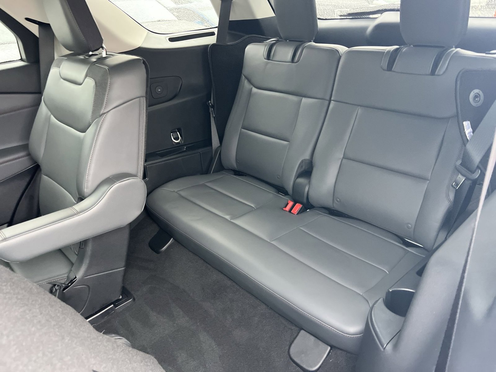 Certified 2025 Ford Explorer Active w/ Active Comfort Package image 25