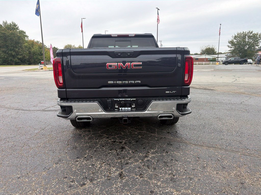 Used 2022 GMC Sierra 1500 SLT w/ SLT Premium Plus Package AWD/4WD image 5