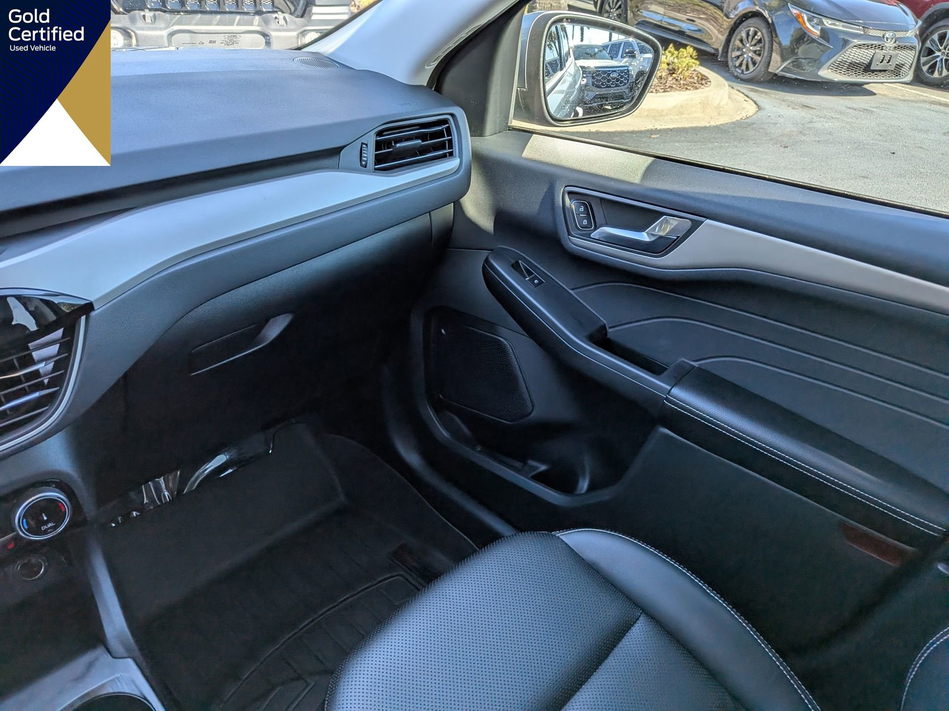 Certified 2022 Ford Escape SEL image 22