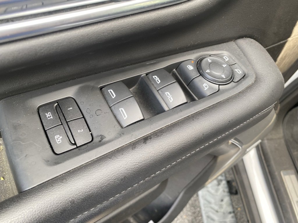 Used 2021 Chevrolet Tahoe Z71 w/ Luxury Package image 13