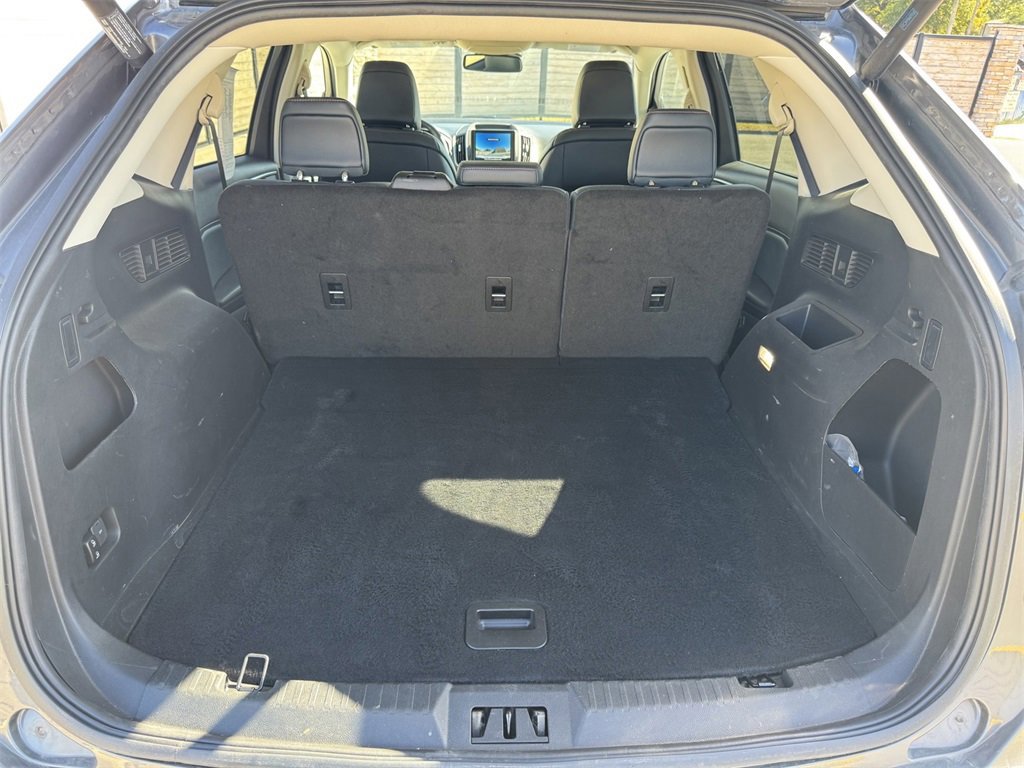 Certified 2022 Ford Edge SEL w/ Sport Appearance Package image 22