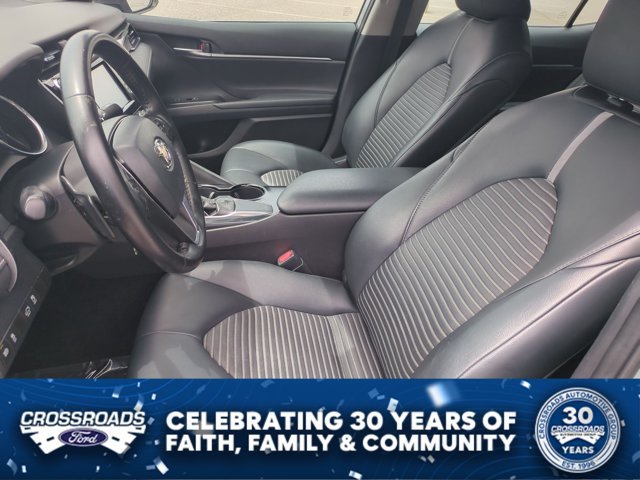 Used 2019 Toyota Camry SE FWD image 15