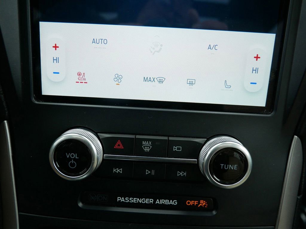 Certified 2022 Ford Edge SEL w/ Convenience Package image 26