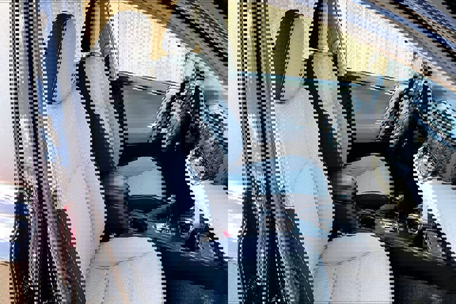 Used 2017 Toyota RAV4 XLE w/ All Weather Liner Package AWD/4WD image 13