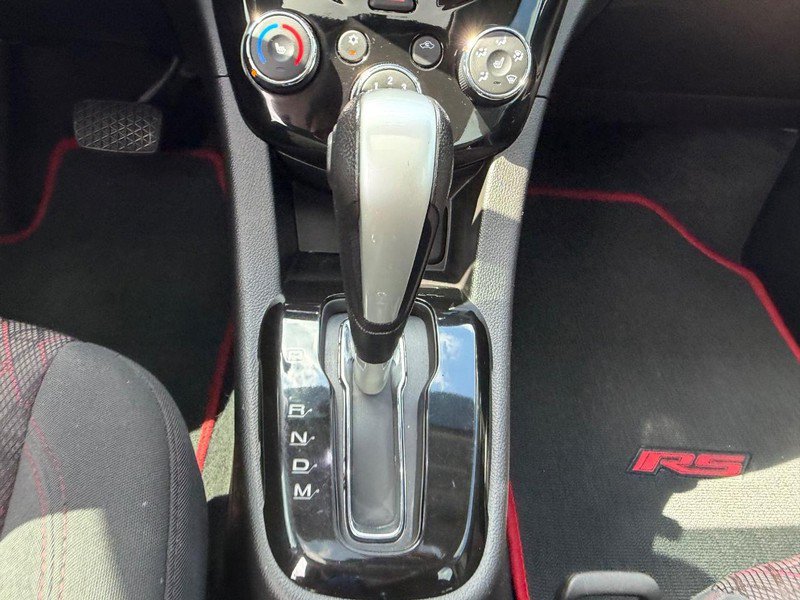 Used 2018 Chevrolet Sonic LT w/ Fun and Sun Package FWD image 17