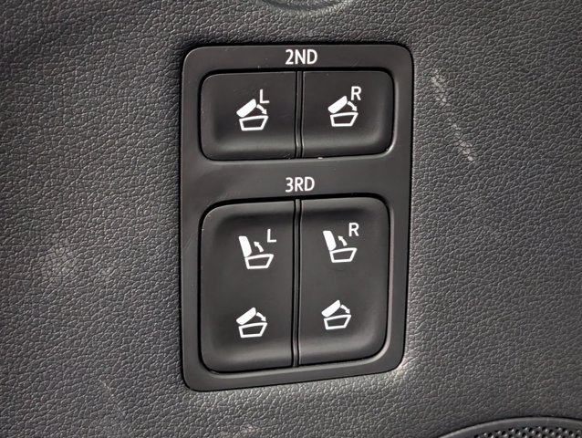 Used 2024 Hyundai Palisade Limited AWD/4WD image 24