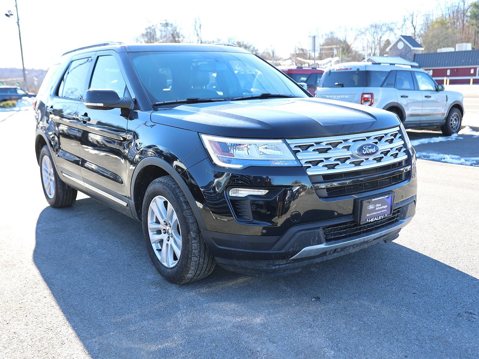 Certified 2018 Ford Explorer XLT w/ Equipment Group 202A