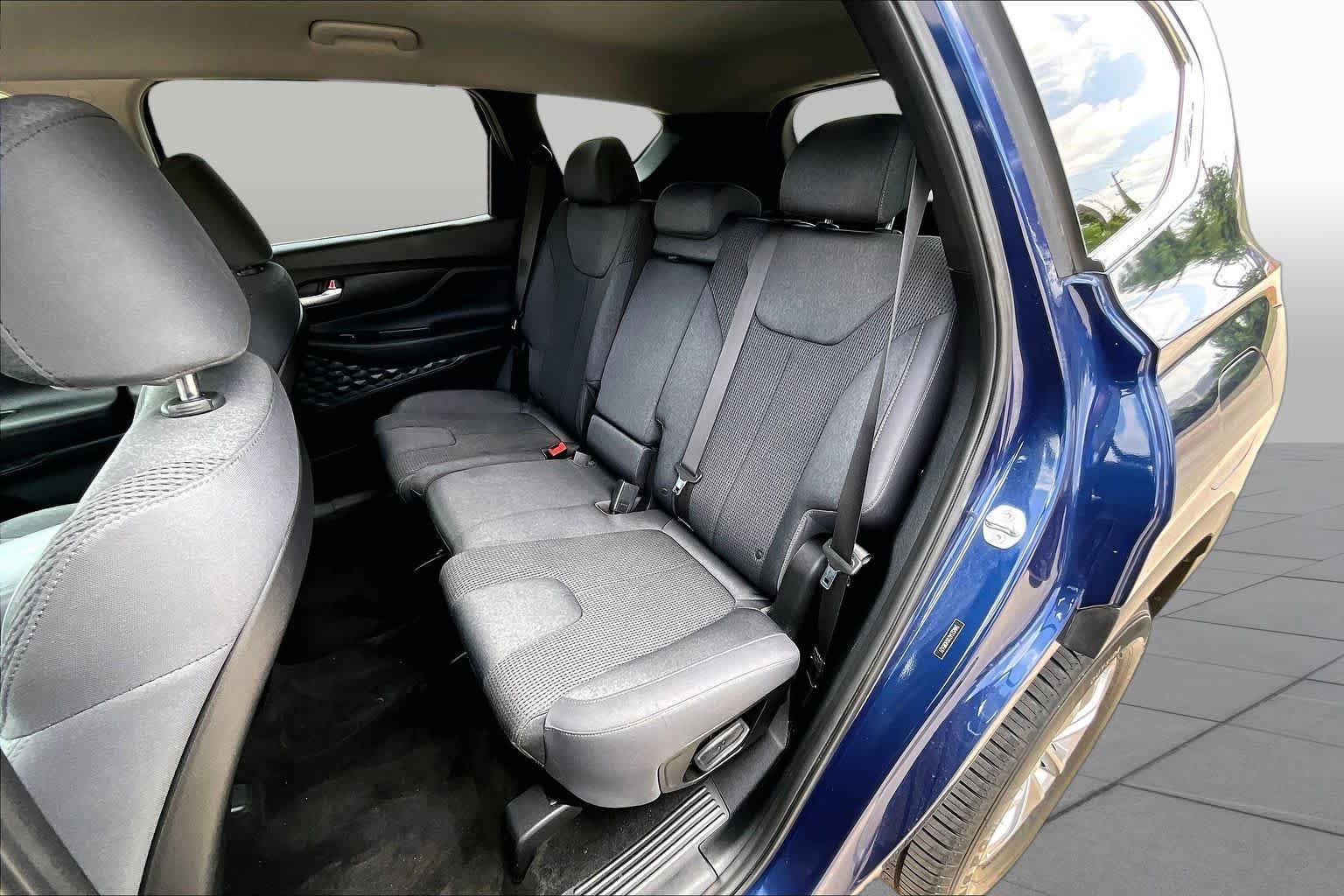 Used 2019 Hyundai Santa Fe SE FWD image 21