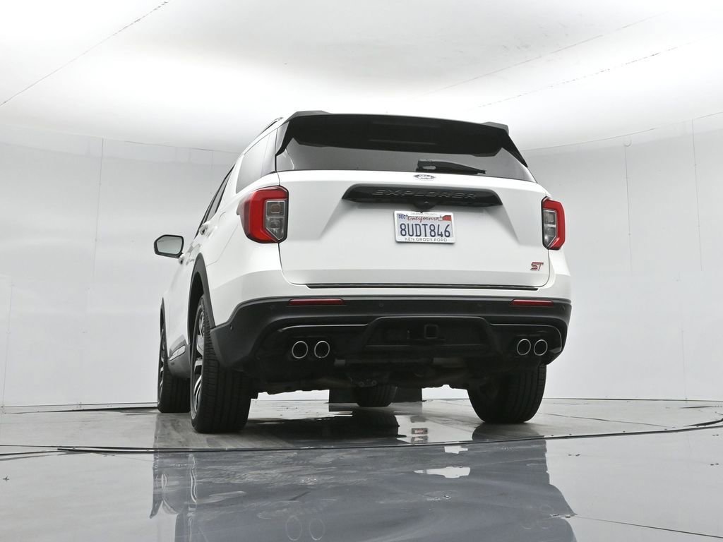 Certified 2020 Ford Explorer ST w/ Premium Technology Package image 18
