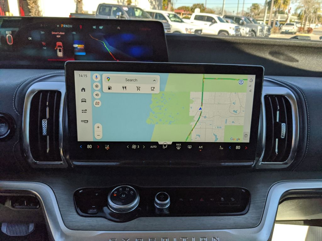 Certified 2025 Ford Expedition Platinum image 14