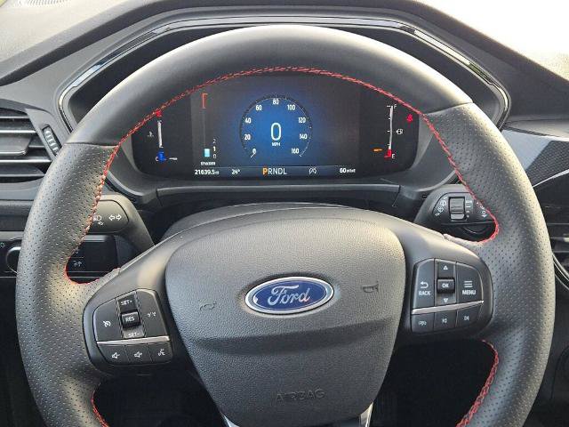 Certified 2025 Ford Escape ST-Line Select AWD/4WD image 32