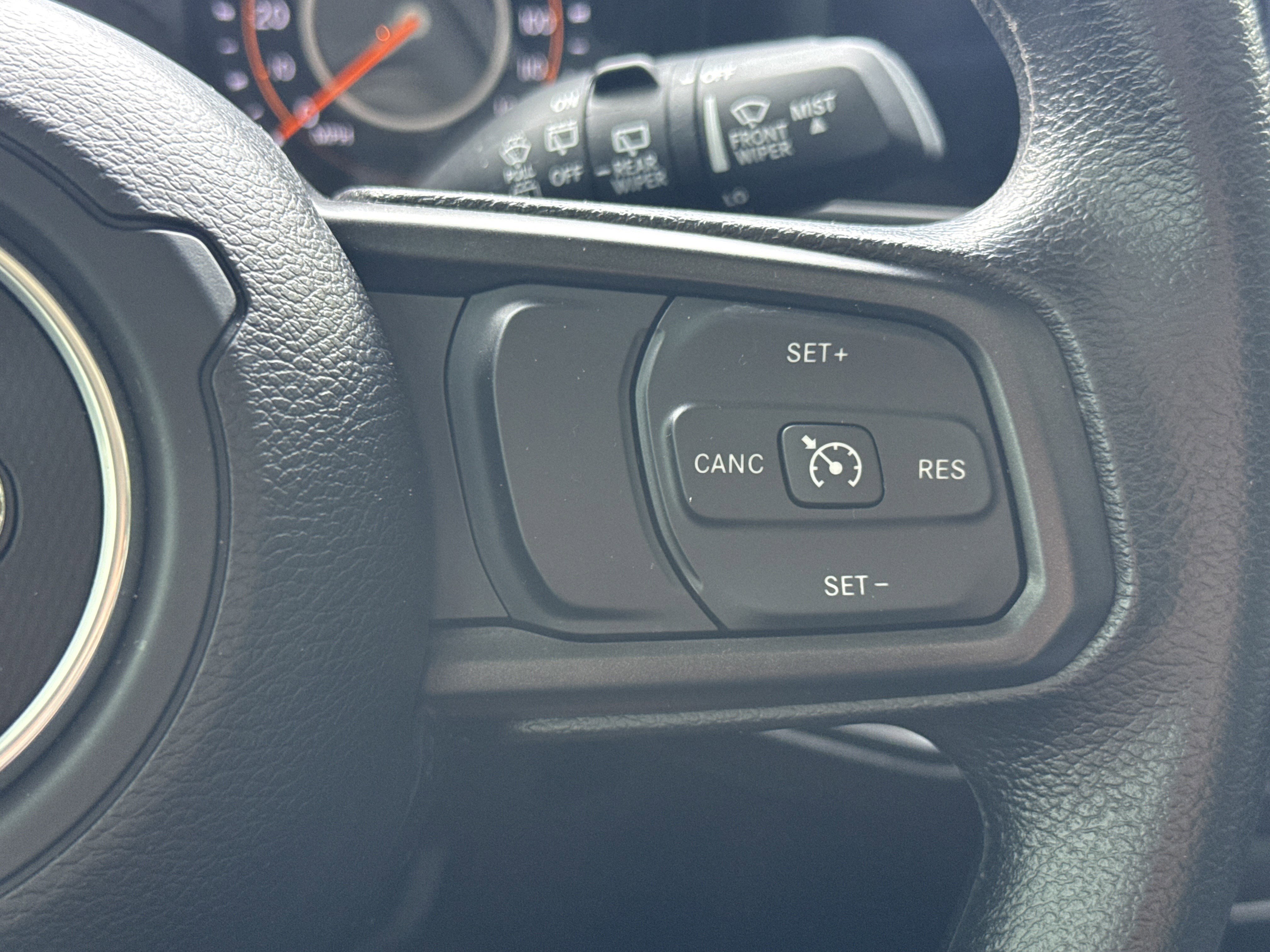 Used 2025 Jeep Wrangler Unlimited Sport AWD/4WD image 17