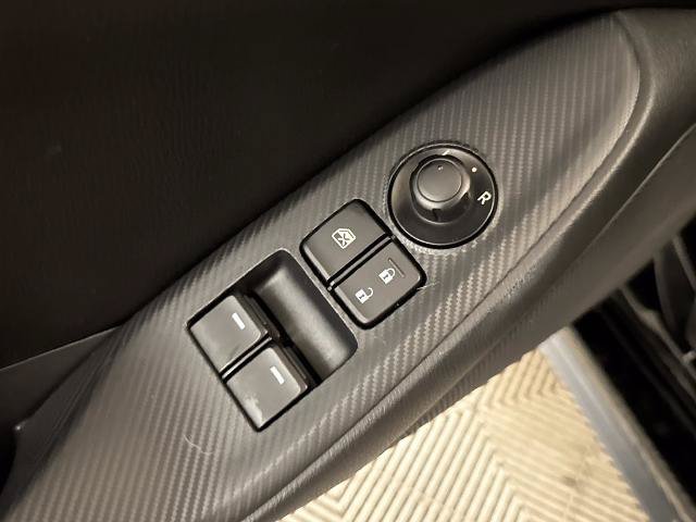 Used 2023 MAZDA MX-5 Miata Sport RWD image 13