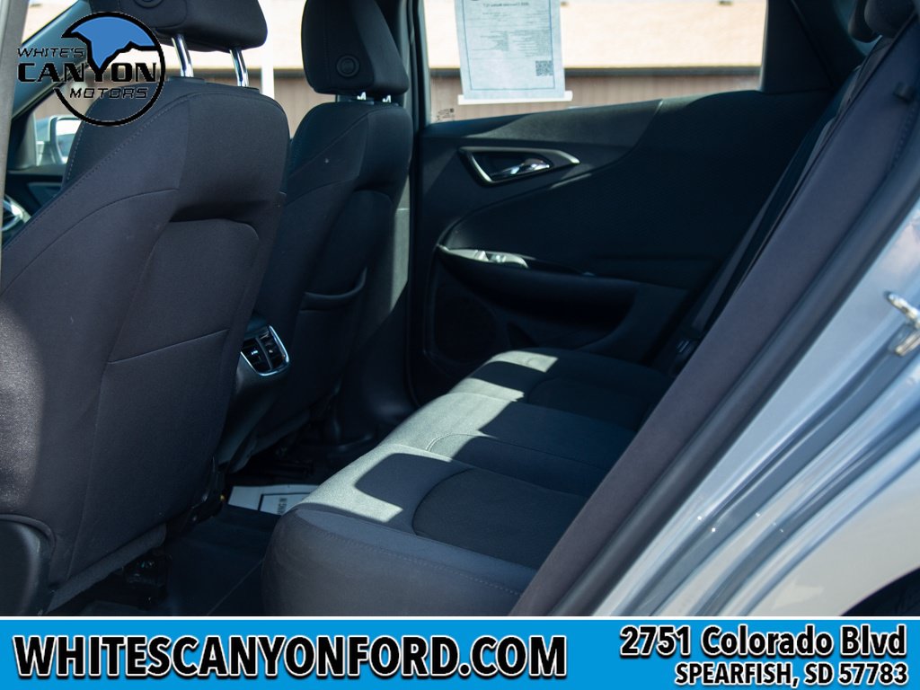 Used 2025 Chevrolet Malibu LT FWD image 7