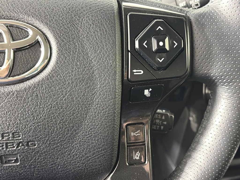 Used 2023 Toyota 4Runner TRD Off-Road Premium image 18