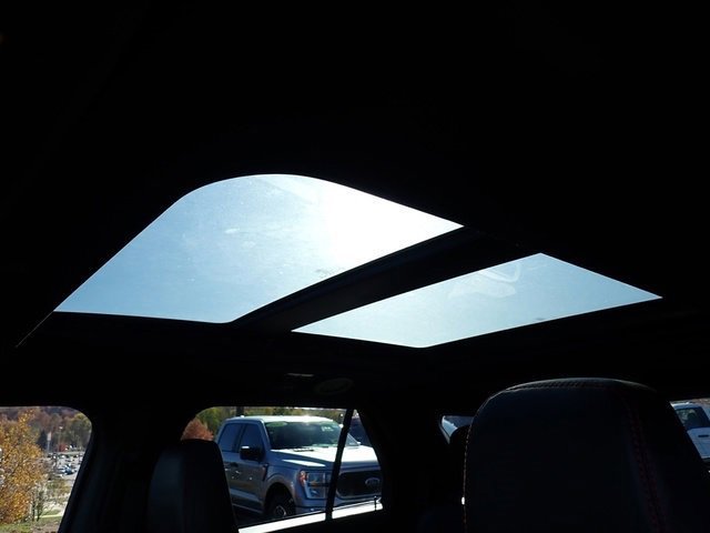 Certified 2022 Ford Explorer ST-Line w/ Class IV Trailer Tow Package image 25