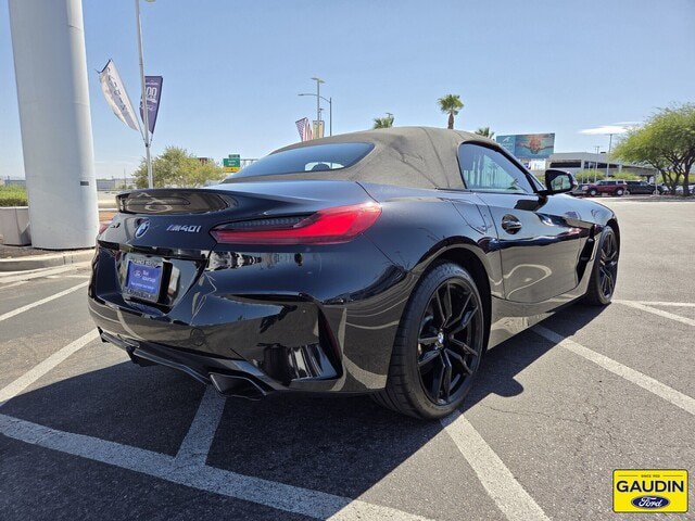 Used 2021 BMW Z4 M40i w/ Shadowloine Package RWD image 7