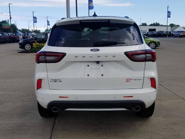 Certified 2023 Ford Escape ST-Line w/ Tech Pack #1 AWD/4WD image 3