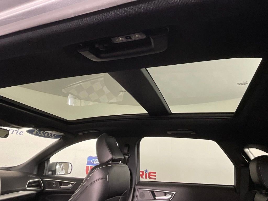 Certified 2024 Ford Edge ST w/ Equipment Group 401A image 21