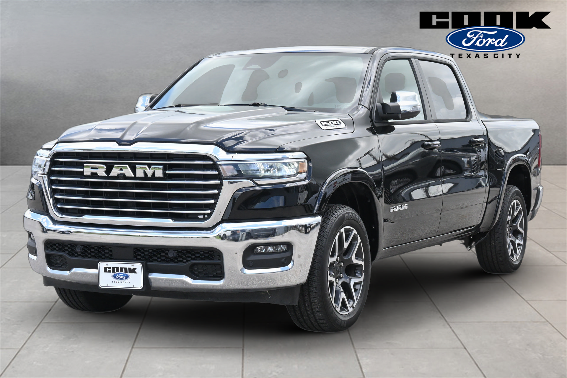 Used 2026 RAM 1500 Laramie AWD/4WD image 1