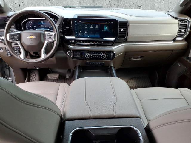 Used 2024 Chevrolet Silverado 3500 LTZ w/ LTZ Convenience Package AWD/4WD image 13