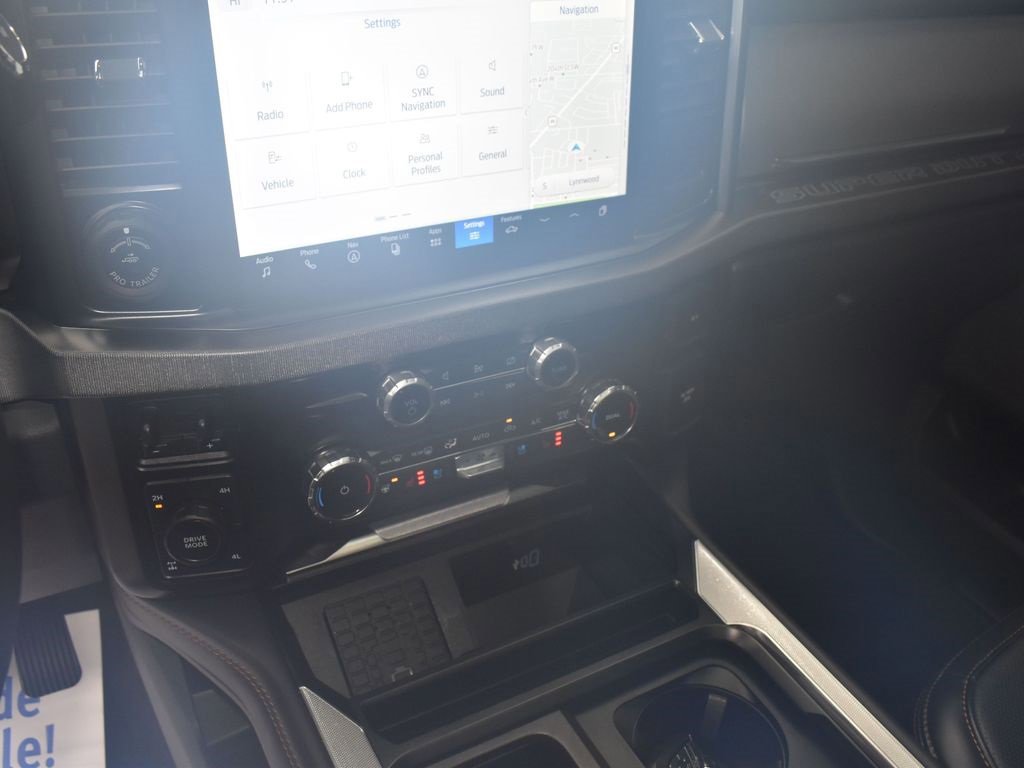 Certified 2024 Ford F350 Platinum w/ FX4 Off-Road Package image 33