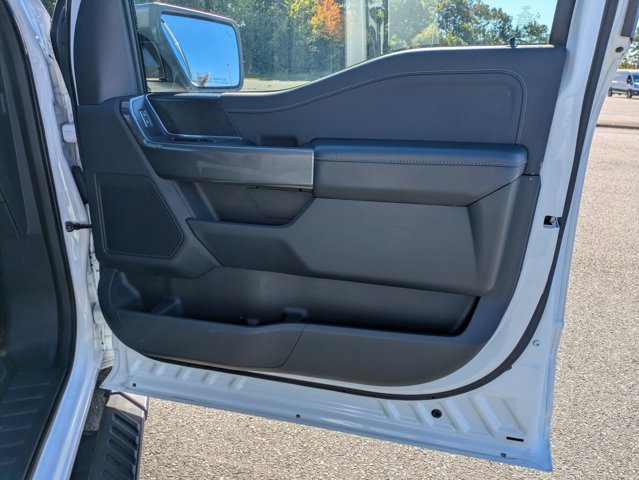 Certified 2022 Ford F150 XLT w/ Equipment Group 302A High image 32