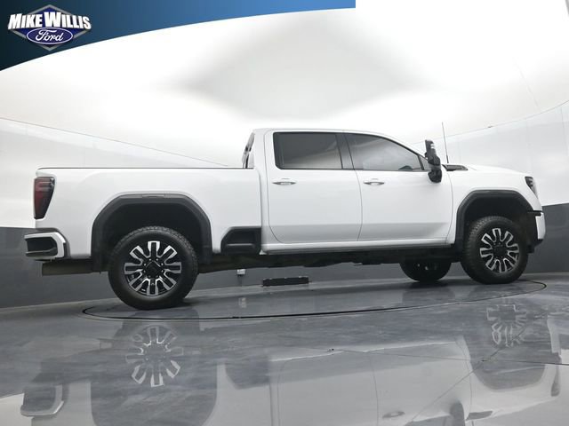 Used 2024 GMC Sierra 2500 AT4 w/ Technology Package image 18