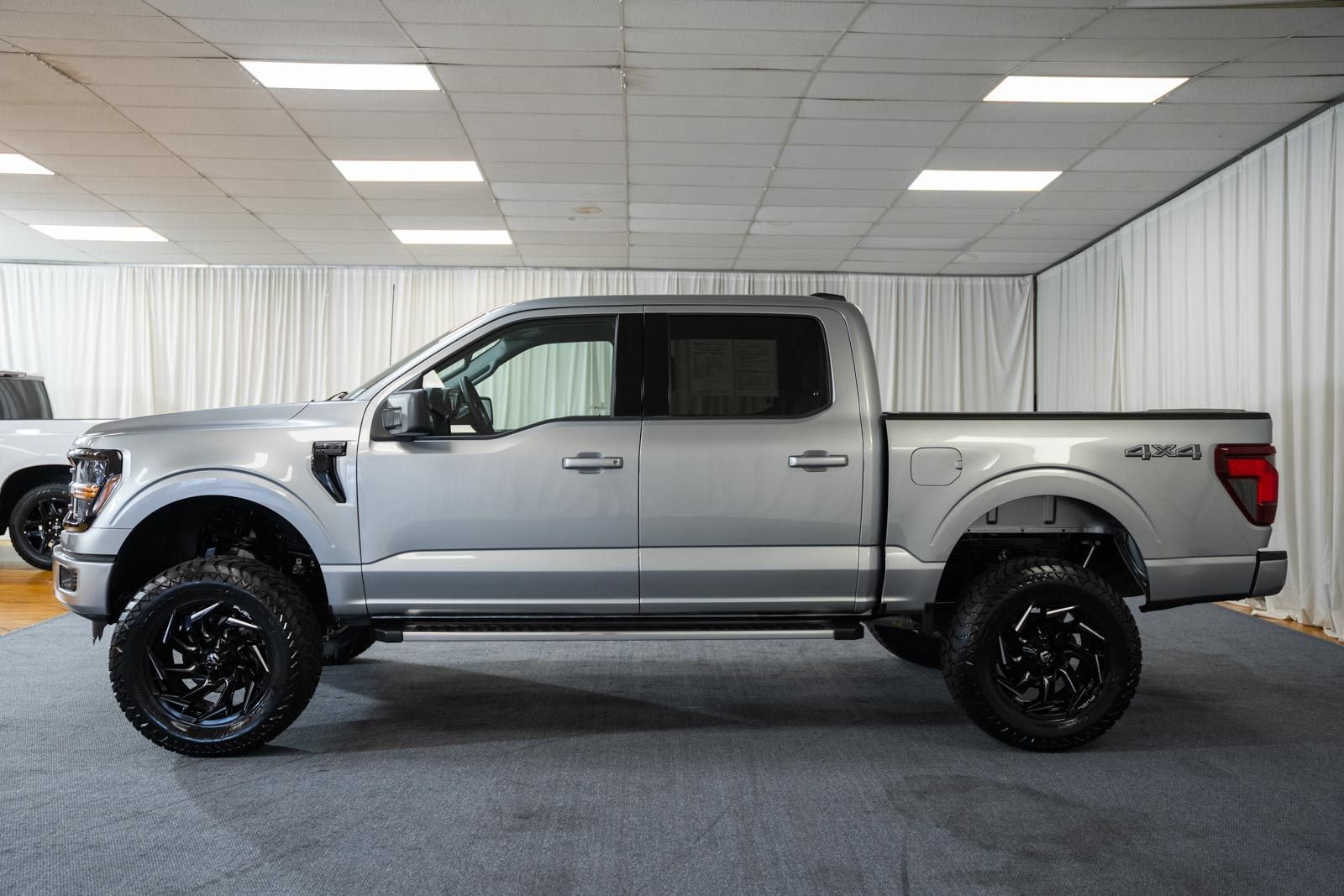 Certified 2025 Ford F150 XLT w/ Equipment Group 301A Standard AWD/4WD image 5