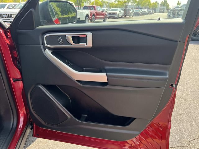 Certified 2020 Ford Explorer XLT w/ Class III Trailer Tow Package AWD/4WD image 42