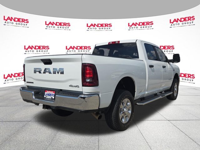 Used 2025 RAM 2500 Big Horn AWD/4WD image 3
