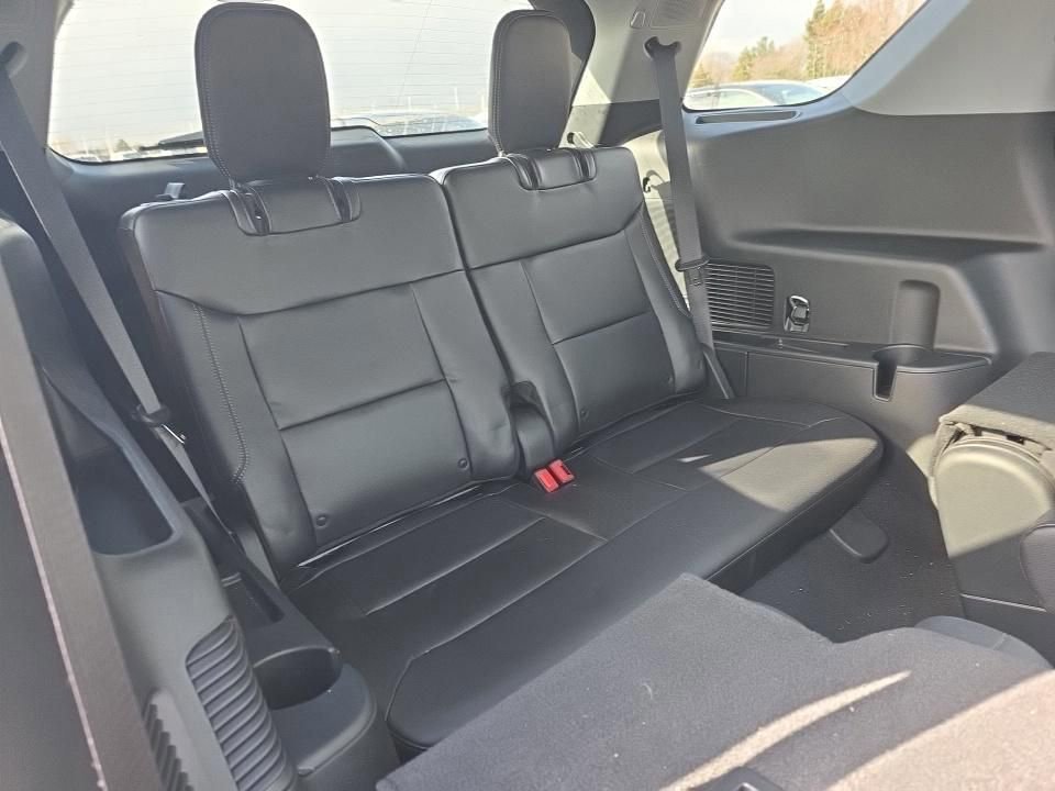Certified 2023 Ford Explorer Limited w/ Limited Technology Package image 10