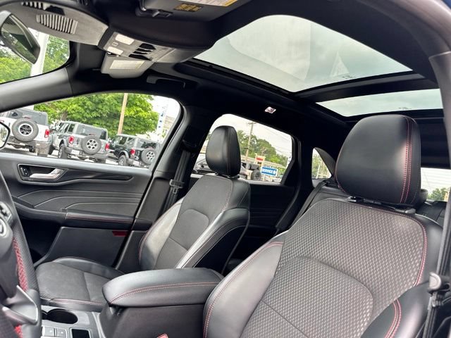 Certified 2023 Ford Escape ST-Line Select w/ Tech Pack #2 AWD/4WD image 39