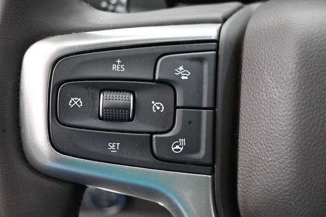 Used 2025 Chevrolet Silverado 1500 LTZ w/ LTZ Premium Package AWD/4WD image 18