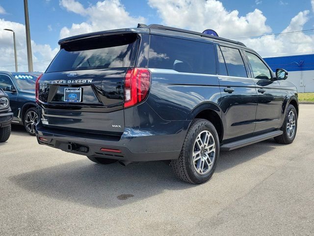 Certified 2025 Ford Expedition Max Active AWD/4WD image 4