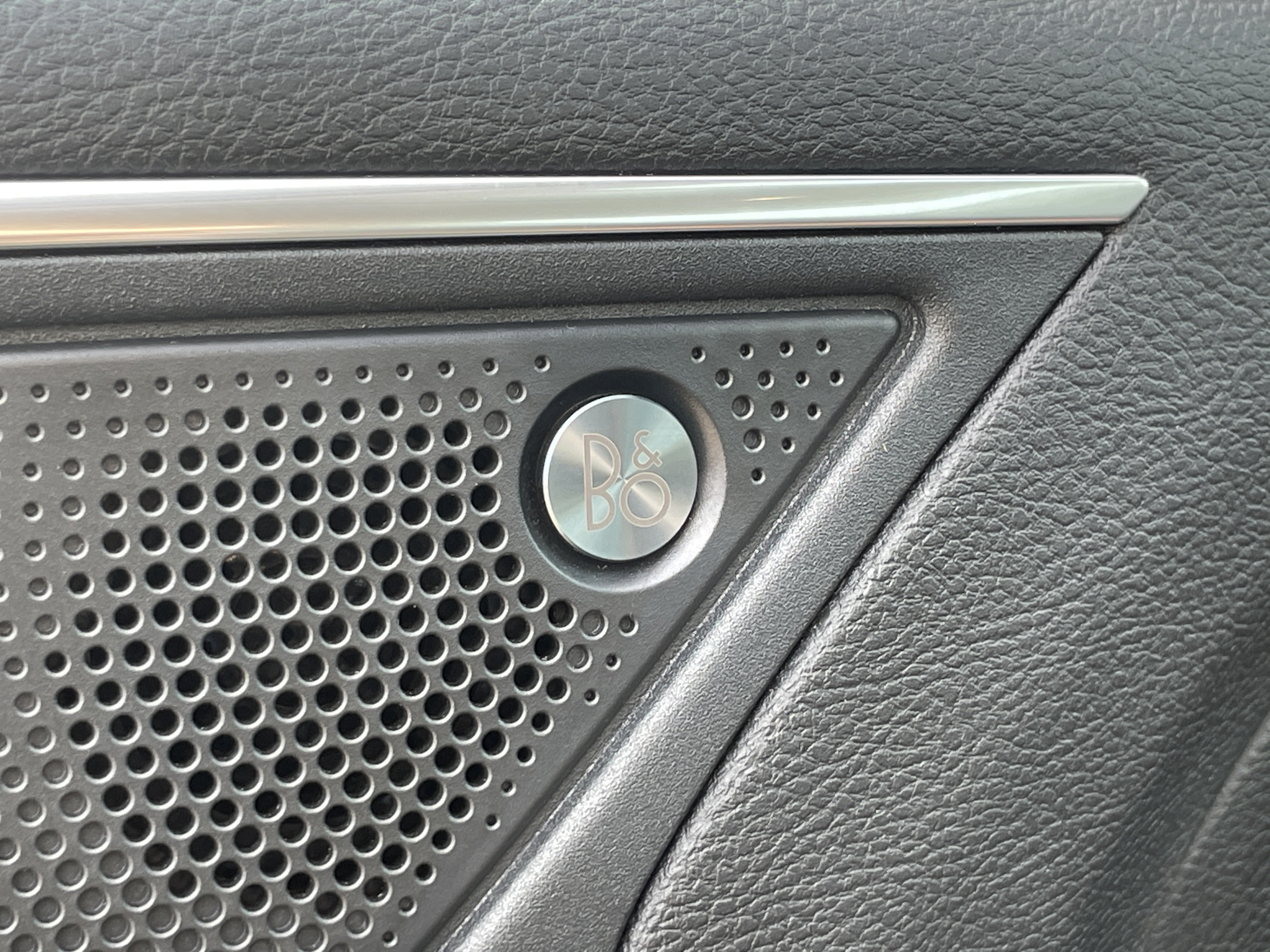 Certified 2022 Ford Edge Titanium AWD/4WD image 26