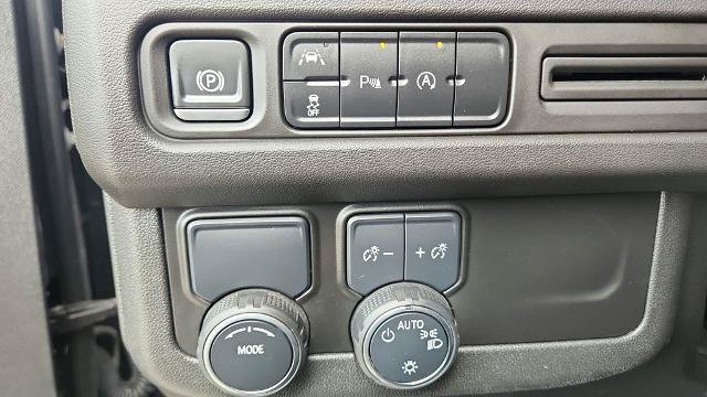 Used 2024 Chevrolet Tahoe LT RWD image 10