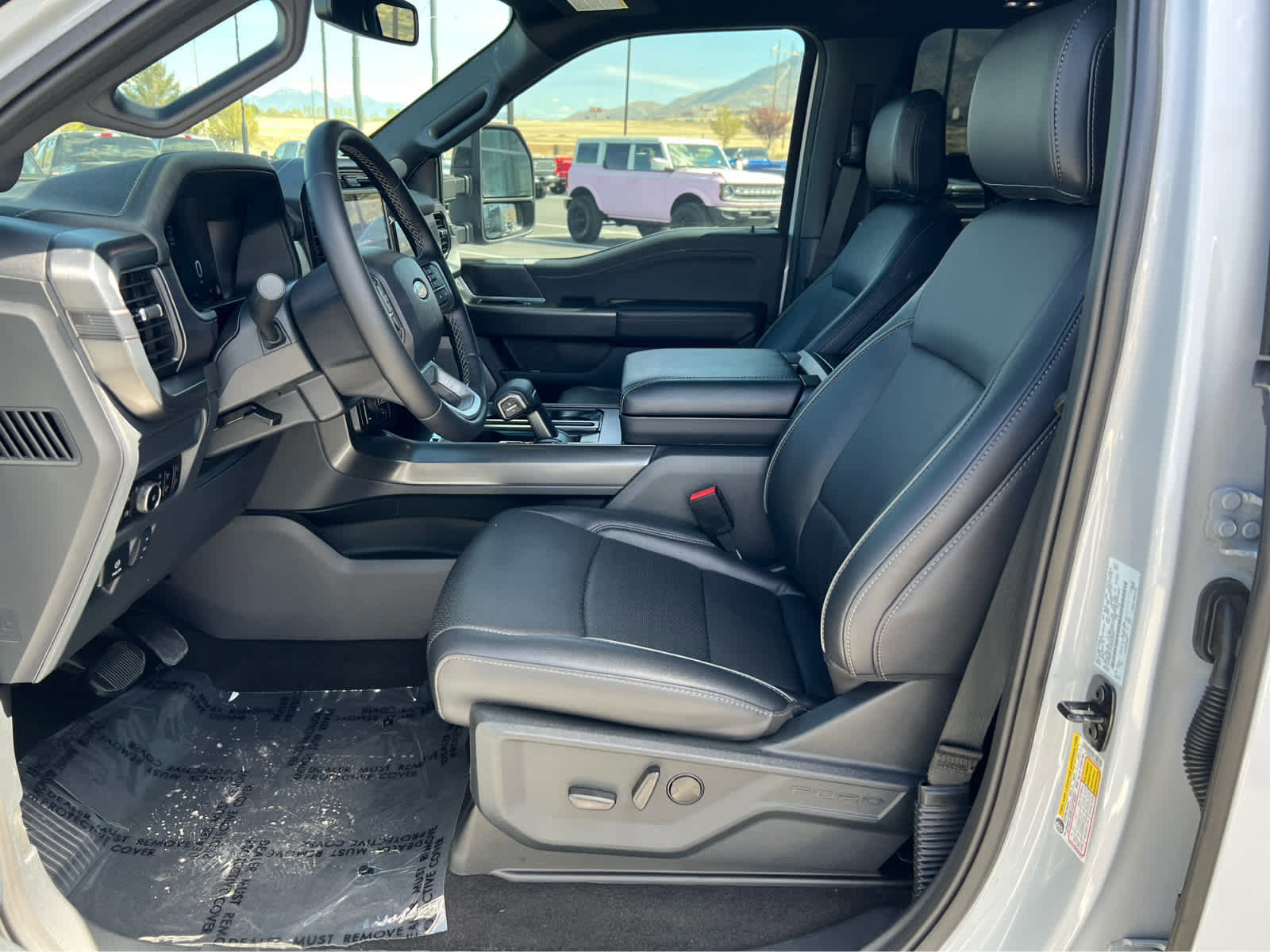 Certified 2025 Ford F150 Lariat w/ Equipment Group 501A Mid image 29