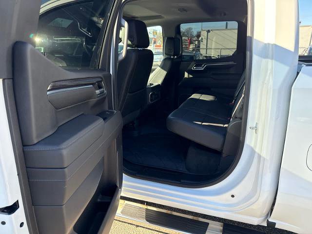 Used 2022 Chevrolet Silverado 1500 LTZ w/ LTZ Premium Package image 8