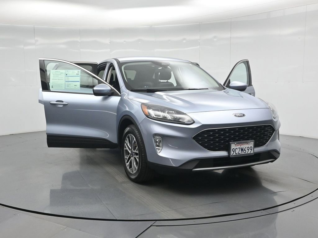 Certified 2022 Ford Escape SEL w/ Class II Trailer Tow Package image 33