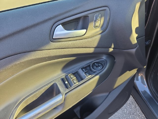 Certified 2018 Ford Escape SE w/ SE Sync 3 Package FWD image 10