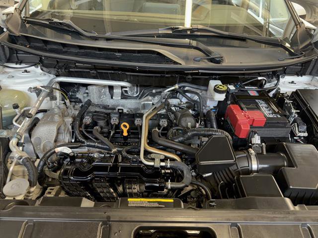 Used 2021 Nissan Rogue SV image 10