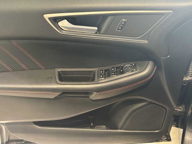 Certified 2022 Ford Edge ST-Line w/ Class II Trailer Tow Package image 26