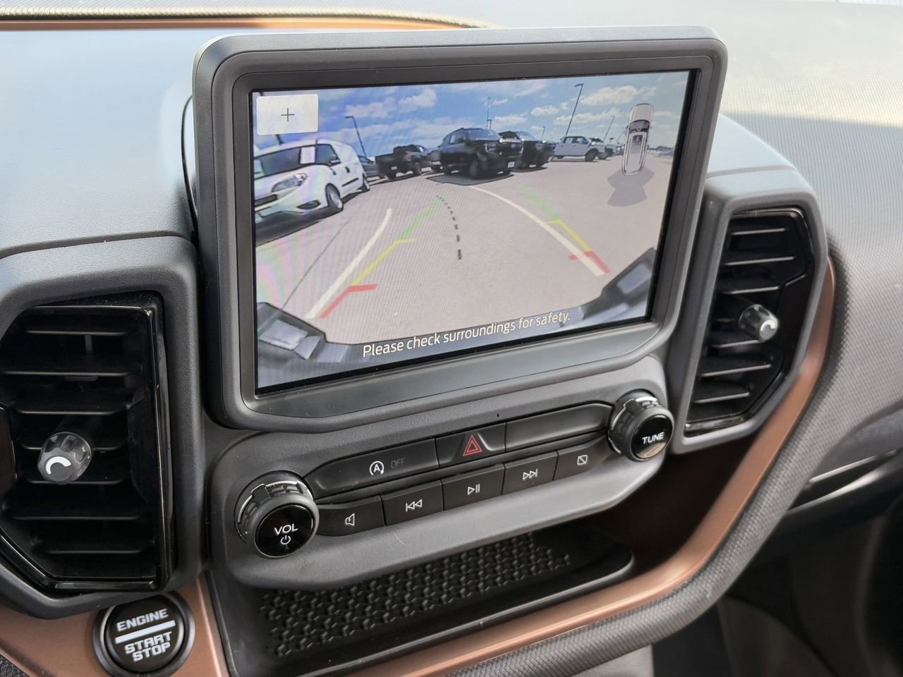 Certified 2023 Ford Bronco Sport Outer Banks w/ Tech Package AWD/4WD image 22