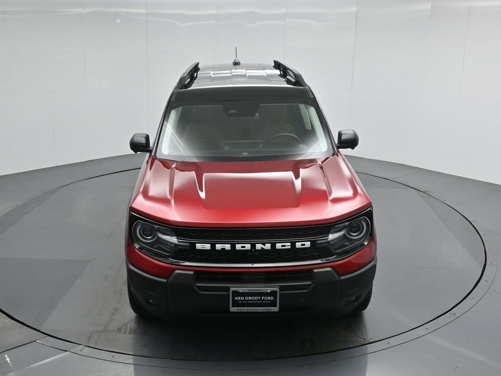 Certified 2025 Ford Bronco Sport Outer Banks w/ Outer Banks Tech Package+ AWD/4WD image 38
