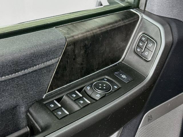 Certified 2025 Ford F350 Lariat w/ Lariat Ultimate Package AWD/4WD image 20