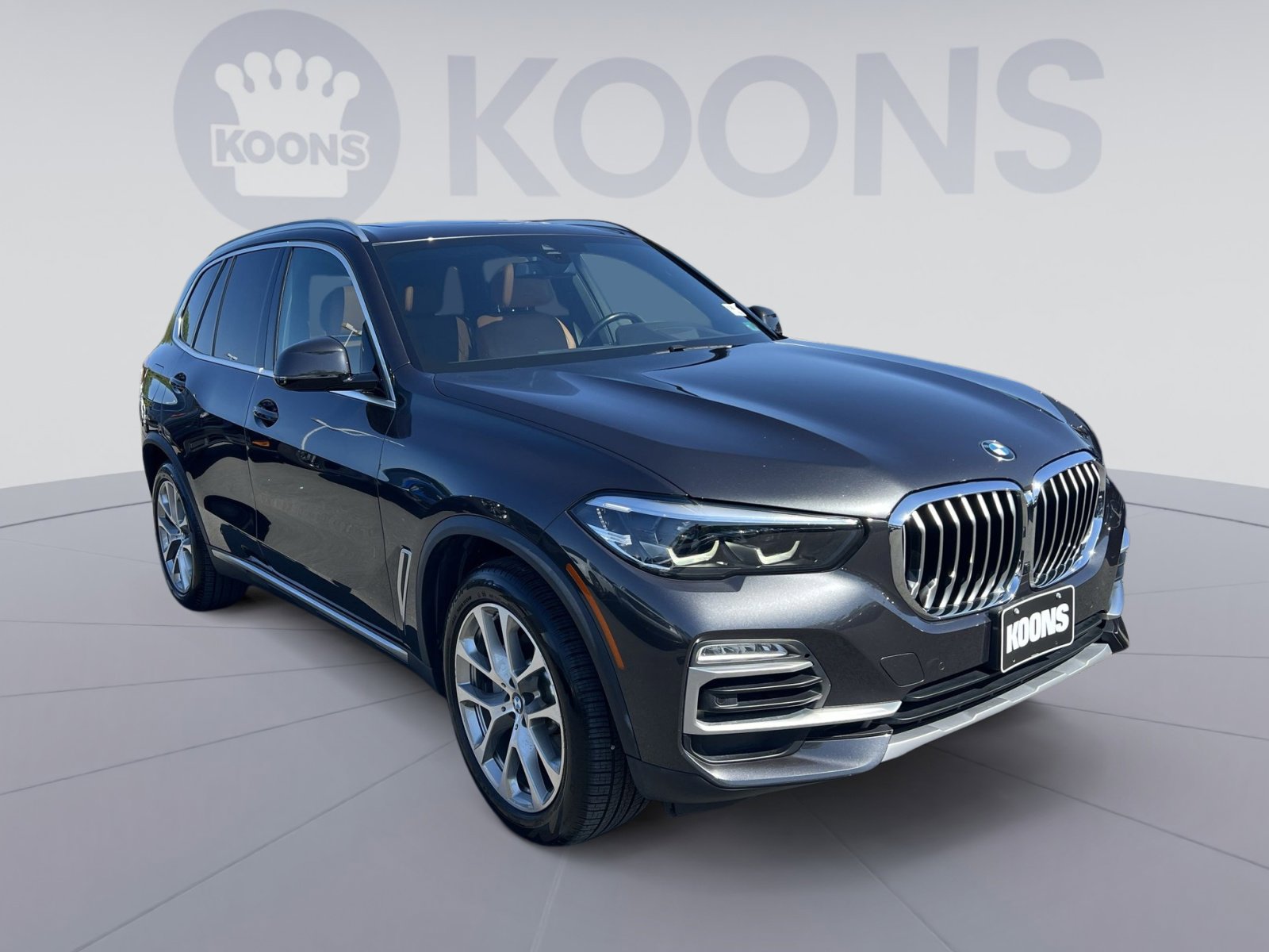 Used 2019 BMW X5 xDrive40i w/ Luxury Seating Package AWD/4WD image 2